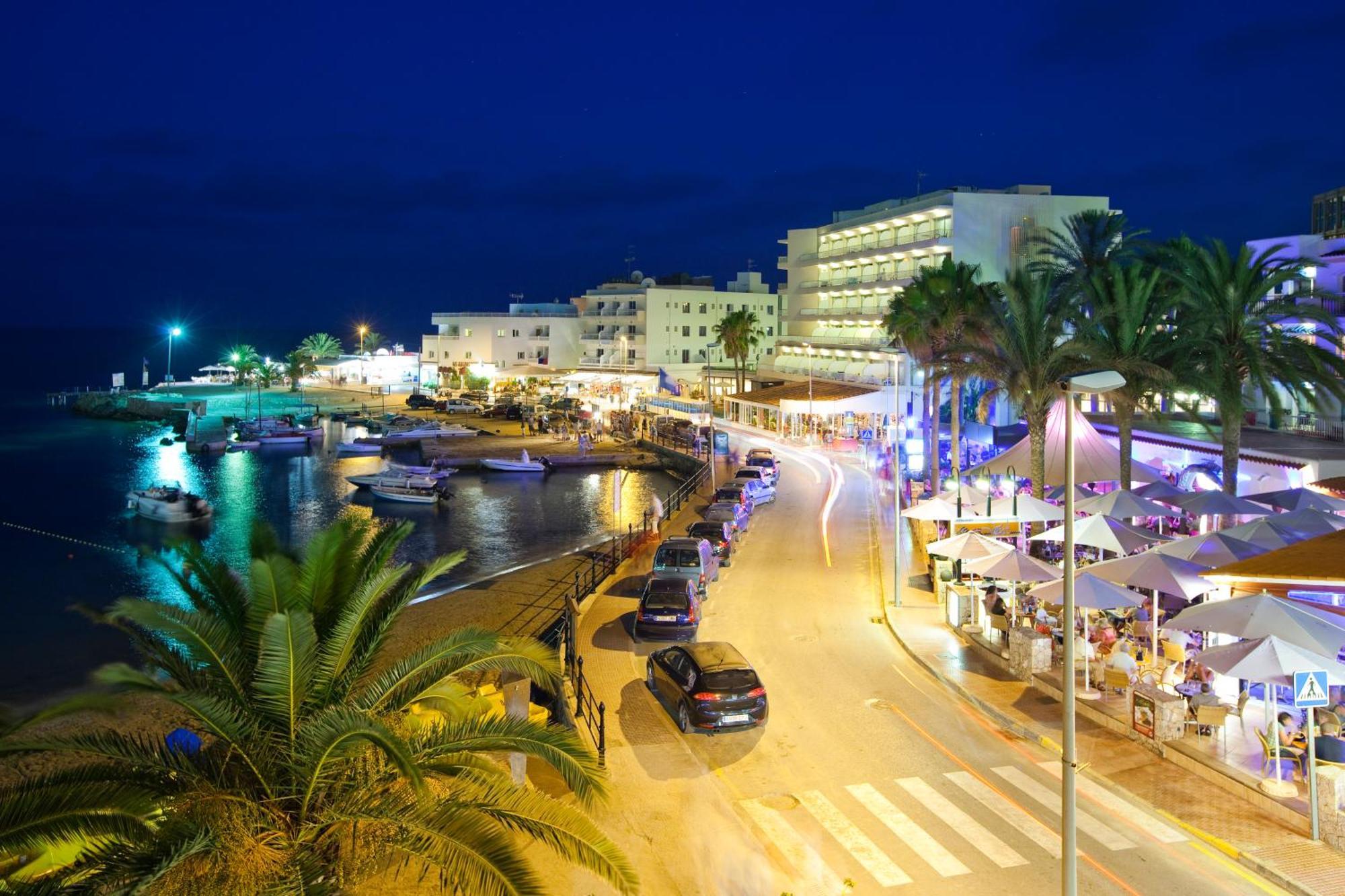 Apartamentos Playa Es Cana Es Canar (Ibiza) Exterior foto